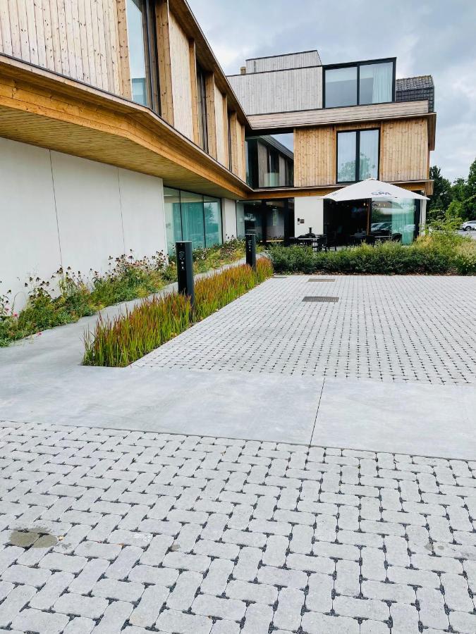 Hotel Bell-X Wevelgem Exterior foto